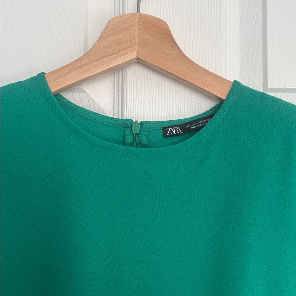 Zara ruched waist emerald green midi dress - Picture 3 of 13